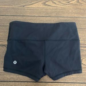 Lululemon Size 2 Boogie Shorts Black
